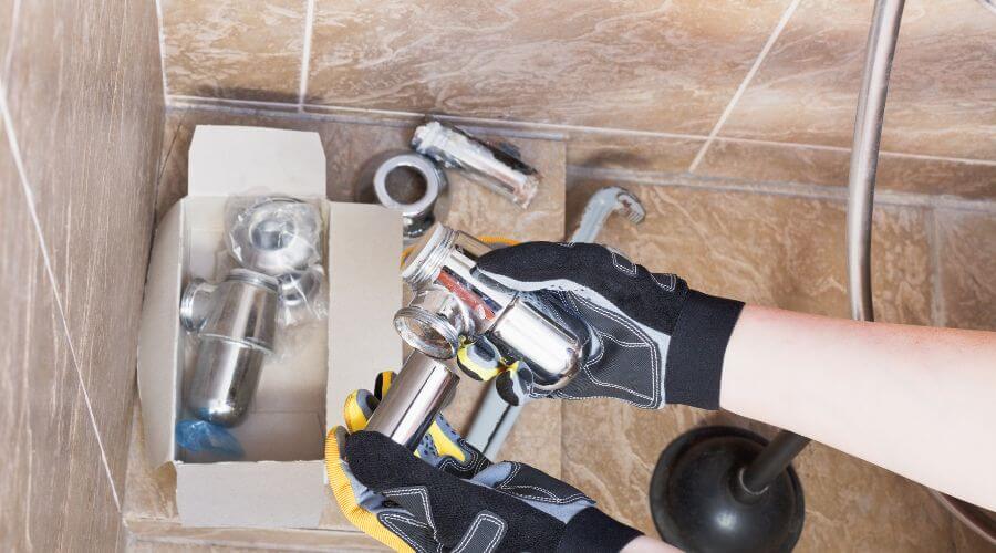 Professional gutter cleaning in Ithaca, NE